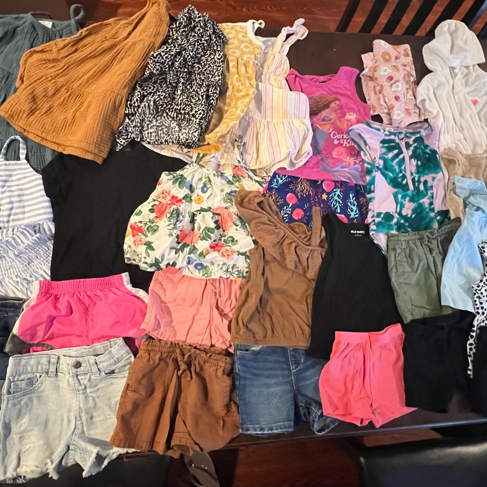 Assorted toddler girl Clothing Bundle 3T